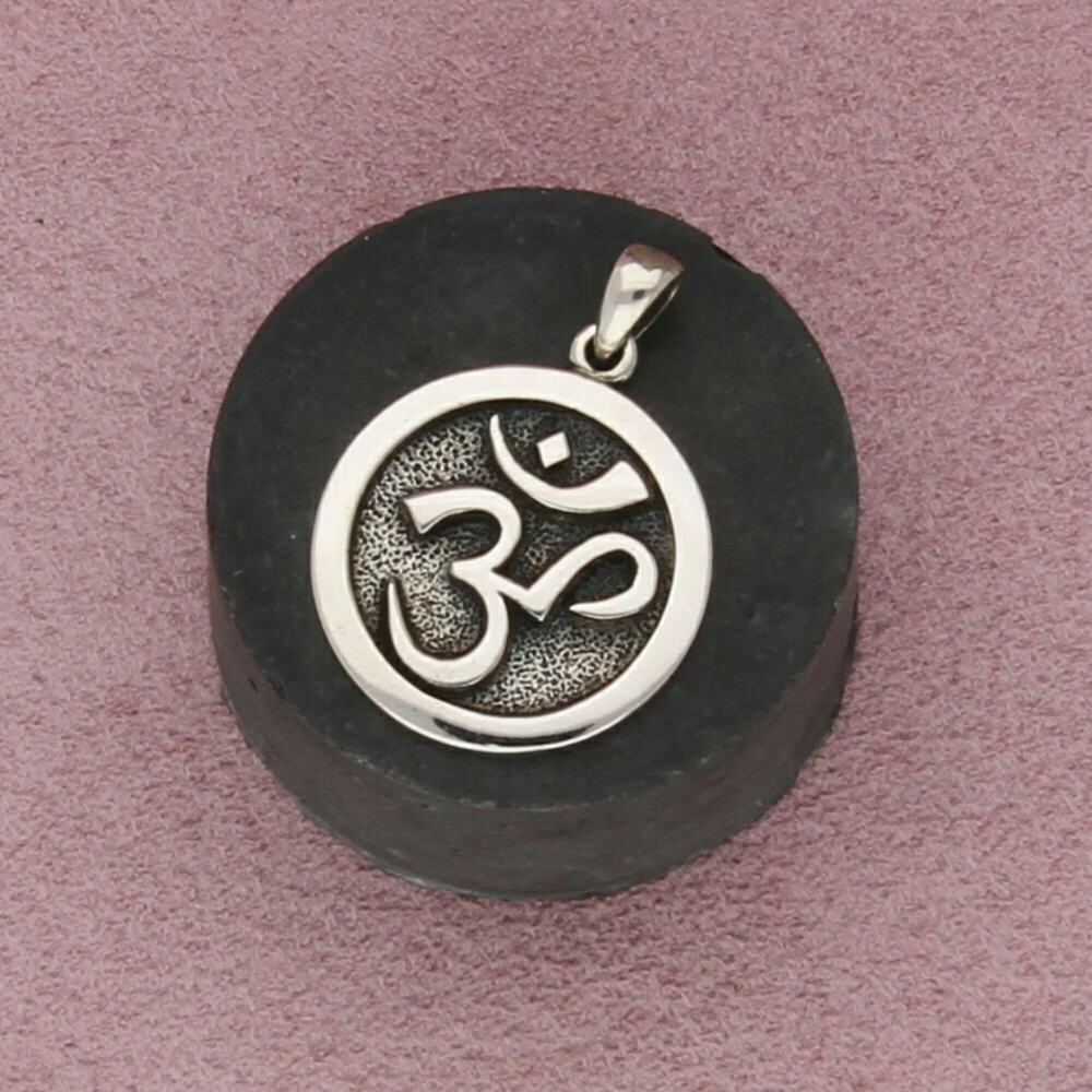 sterling silver om sacred sound pendant
